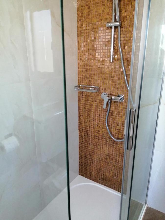 Apartment Premantura Buitenkant foto