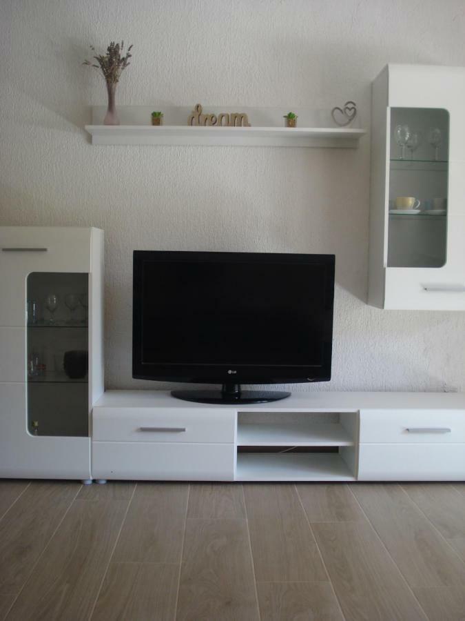 Apartment Premantura Buitenkant foto