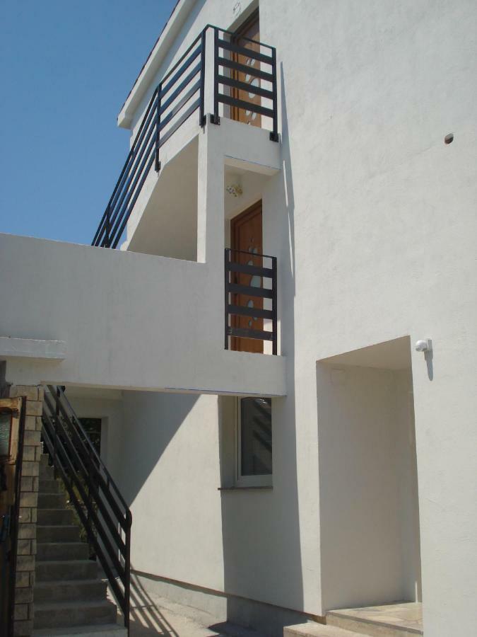 Apartment Premantura Buitenkant foto